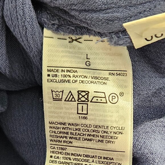 Flutter-sleeve, Split-Neck Periwinkle Blouse - Picture 6 of 6